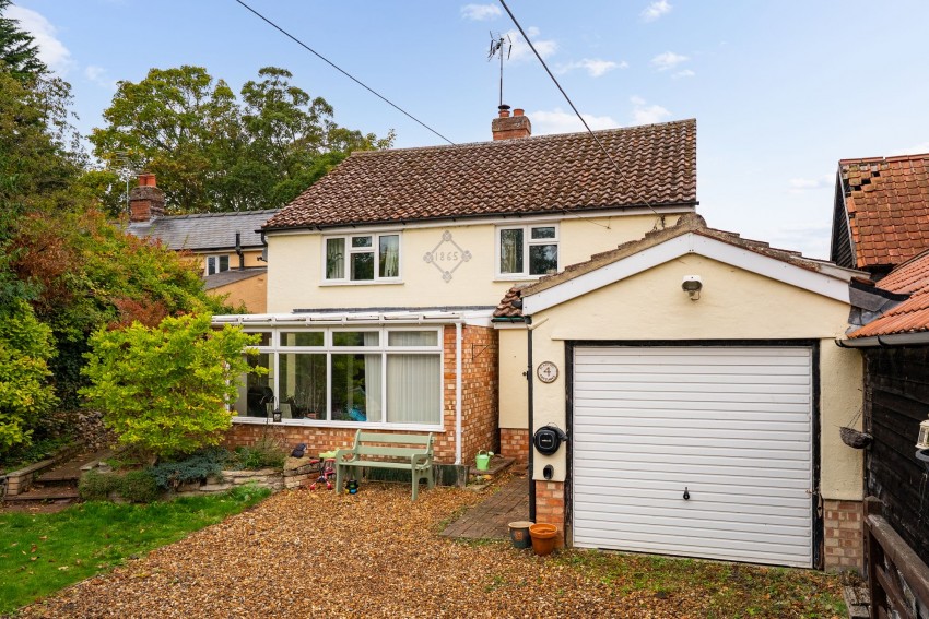 Images for Hildersham, Cambridge, CB21 EAID:4037033056 BID:2f5b1148-b901-4d34-9e72-64b6a96df570