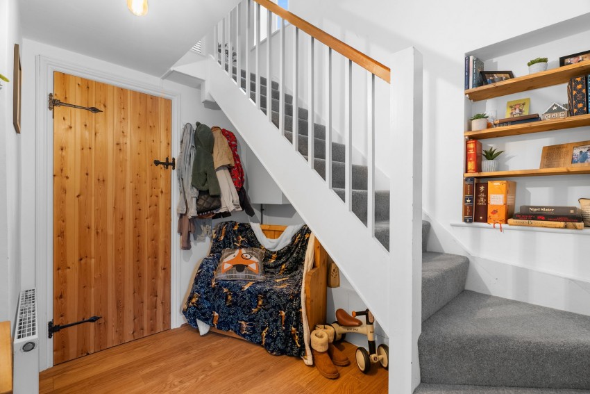 Images for Hildersham, Cambridge, CB21 EAID:4037033056 BID:2f5b1148-b901-4d34-9e72-64b6a96df570