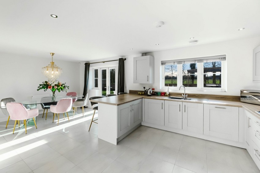 Images for Burgess Close, Swavesey, CB24 EAID:4037033056 BID:e9c2a2d5-4edb-4404-af16-967a1de68210