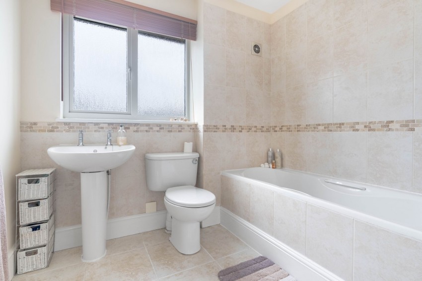 Images for Chantry Close, Swavesey, CB24 EAID:4037033056 BID:e9c2a2d5-4edb-4404-af16-967a1de68210