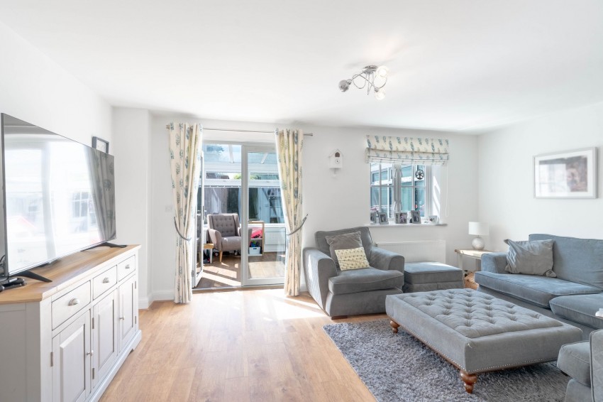 Images for James Wadsworth Close, Over, CB24 EAID:4037033056 BID:e9c2a2d5-4edb-4404-af16-967a1de68210