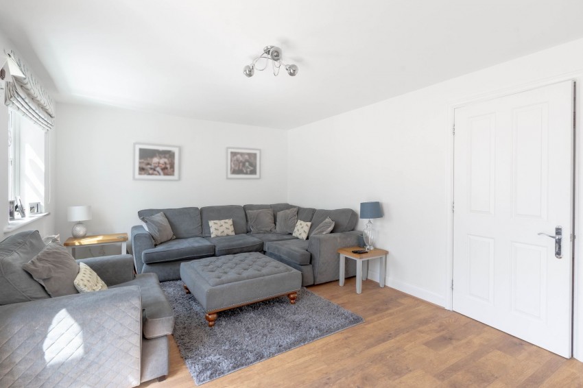 Images for James Wadsworth Close, Over, CB24 EAID:4037033056 BID:e9c2a2d5-4edb-4404-af16-967a1de68210