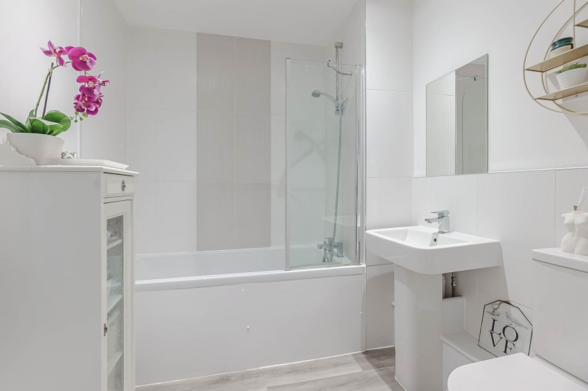 Images for 160 Newmarket Road, Cambridge, CB5 EAID:4037033056 BID:df7a2b8e-b283-433c-96bc-9990089caf32