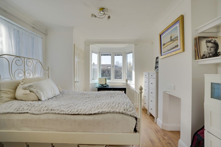 Images for New Cheveley Road, Newmarket, CB8 EAID:4037033056 BID:e22d2fe2-cd8a-4ee5-877e-aff44adbf8aa