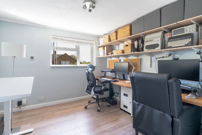 Images for Carlton Way, Cambridge, CB4 EAID:4037033056 BID:df7a2b8e-b283-433c-96bc-9990089caf32