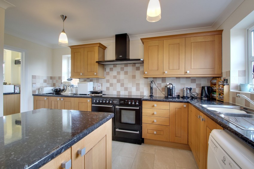 Images for Dunvegan Close, Manea, PE15 EAID:4037033056 BID:1d497ef6-e698-4427-833a-3b42529ac059