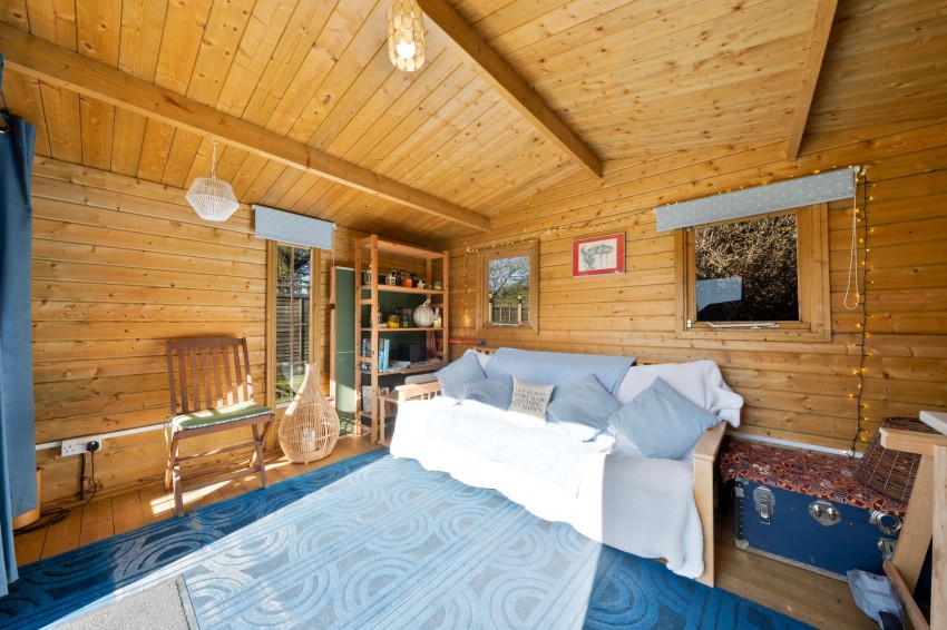 Images for Histon Road, Cottenham, CB24 EAID:4037033056 BID:e9c2a2d5-4edb-4404-af16-967a1de68210