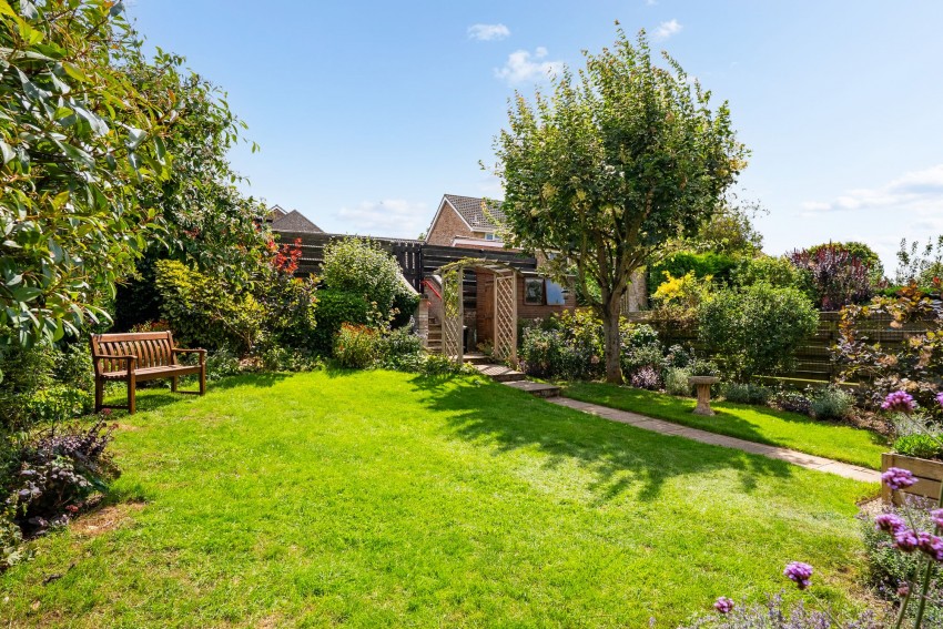 Images for Balsham Road, Linton, CB21 EAID:4037033056 BID:2f5b1148-b901-4d34-9e72-64b6a96df570