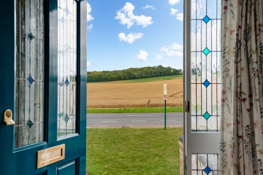 Images for Balsham Road, Linton, CB21 EAID:4037033056 BID:2f5b1148-b901-4d34-9e72-64b6a96df570