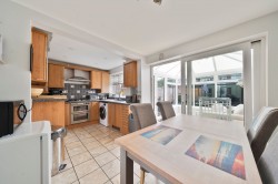 Images for Headlands, Fenstanton, PE28