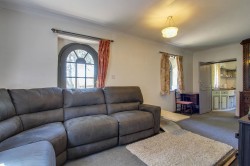 Images for Main Road, West Bilney, PE32