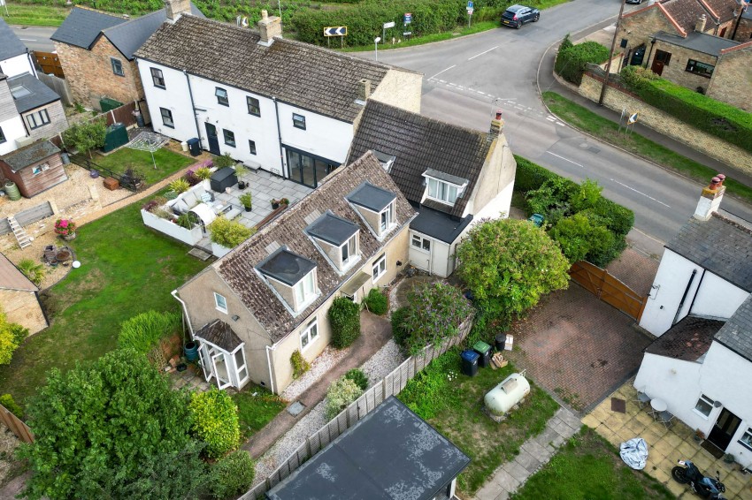 Images for Newmarket Road, Stretham, CB6 EAID:4037033056 BID:d3db0e0c-3850-402c-b88b-52680bec4ac9