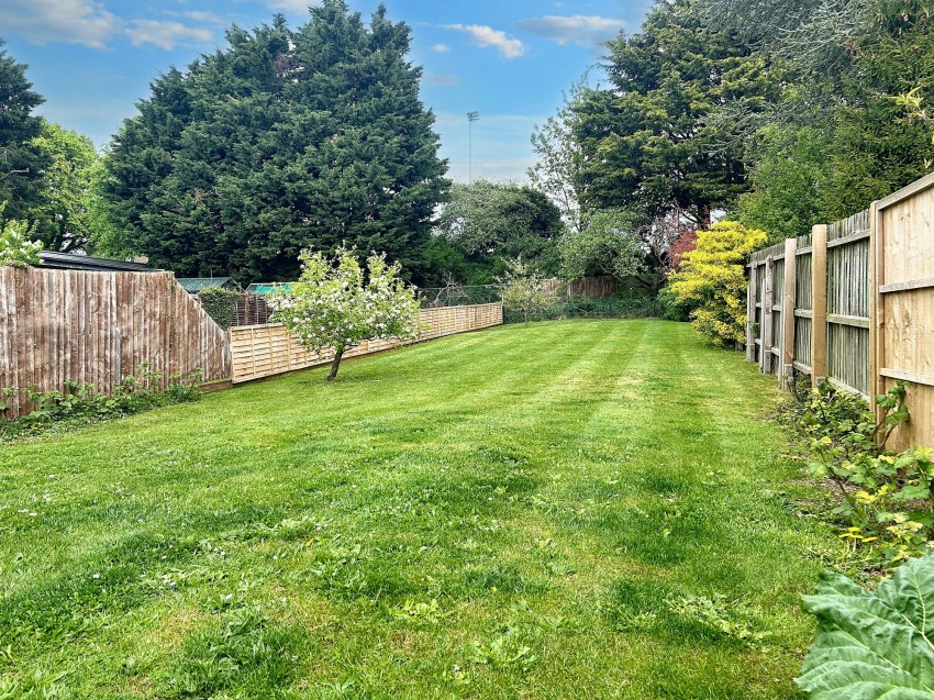 Images for New Cheveley Road, Newmarket, CB8 EAID:4037033056 BID:e22d2fe2-cd8a-4ee5-877e-aff44adbf8aa