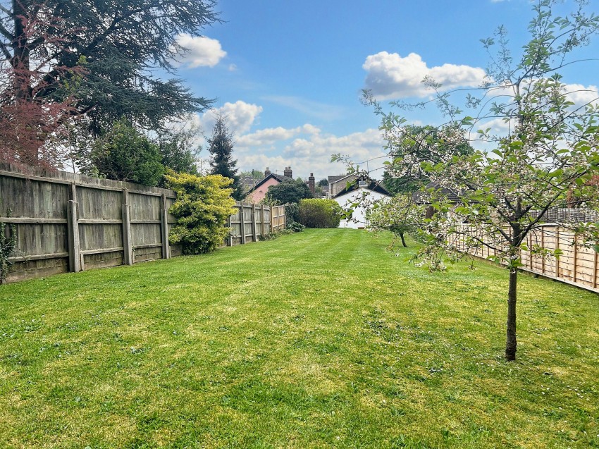 Images for New Cheveley Road, Newmarket, CB8 EAID:4037033056 BID:e22d2fe2-cd8a-4ee5-877e-aff44adbf8aa