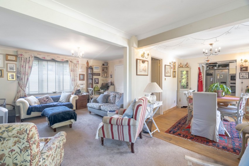 Images for Elstow Close, Over, CB24 EAID:4037033056 BID:e9c2a2d5-4edb-4404-af16-967a1de68210