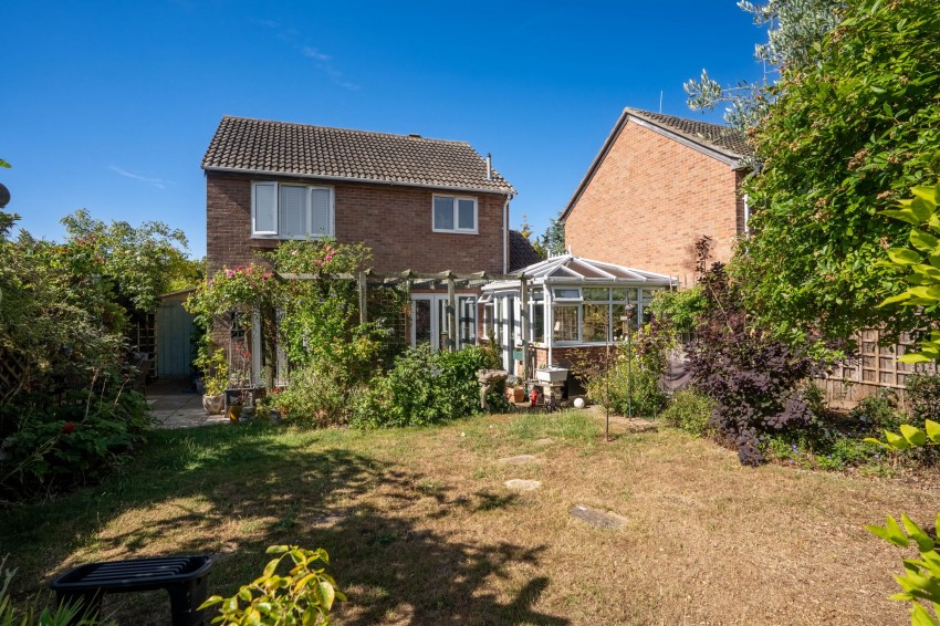Images for Elstow Close, Over, CB24 EAID:4037033056 BID:e9c2a2d5-4edb-4404-af16-967a1de68210