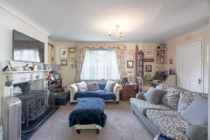 Images for Elstow Close, Over, CB24 EAID:4037033056 BID:e9c2a2d5-4edb-4404-af16-967a1de68210