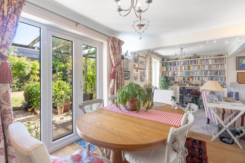Images for Elstow Close, Over, CB24 EAID:4037033056 BID:e9c2a2d5-4edb-4404-af16-967a1de68210