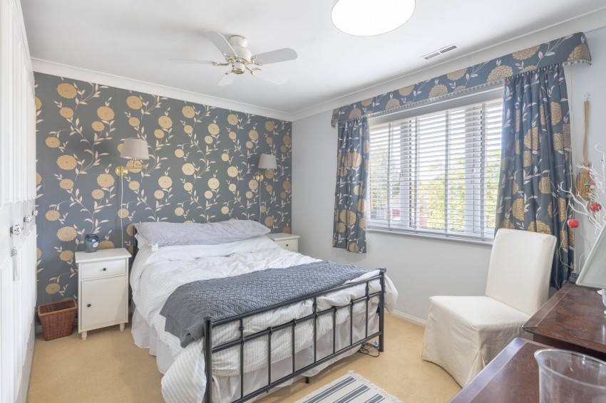 Images for Elstow Close, Over, CB24 EAID:4037033056 BID:e9c2a2d5-4edb-4404-af16-967a1de68210