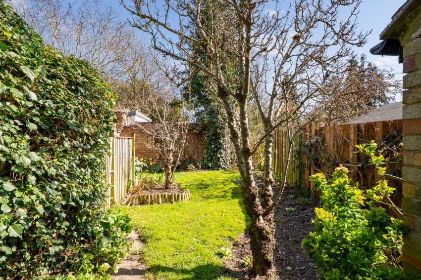 Images for High Street, Girton, CB3 EAID:4037033056 BID:df7a2b8e-b283-433c-96bc-9990089caf32