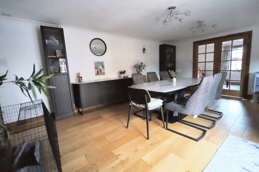 Images for High Street, Wilburton, CB6 EAID:4037033056 BID:e9c2a2d5-4edb-4404-af16-967a1de68210