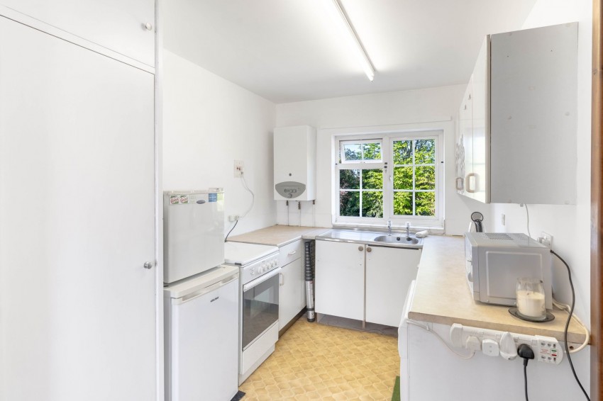 Images for High Street, Swavesey, CB24 EAID:4037033056 BID:e9c2a2d5-4edb-4404-af16-967a1de68210