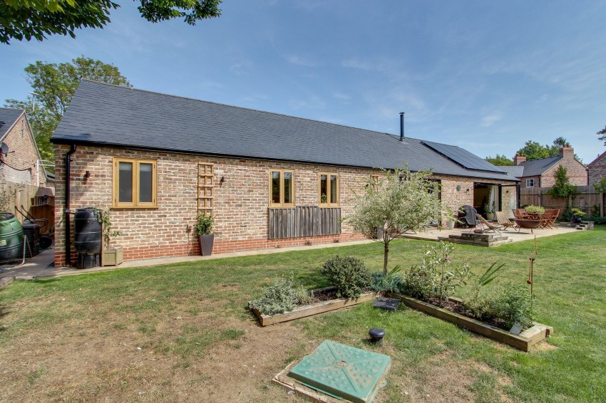 Images for Common Way, Tydd St. Mary, PE13 EAID:4037033056 BID:1d497ef6-e698-4427-833a-3b42529ac059