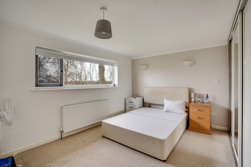Images for Kings Drive, Newmarket, CB8 EAID:4037033056 BID:e22d2fe2-cd8a-4ee5-877e-aff44adbf8aa