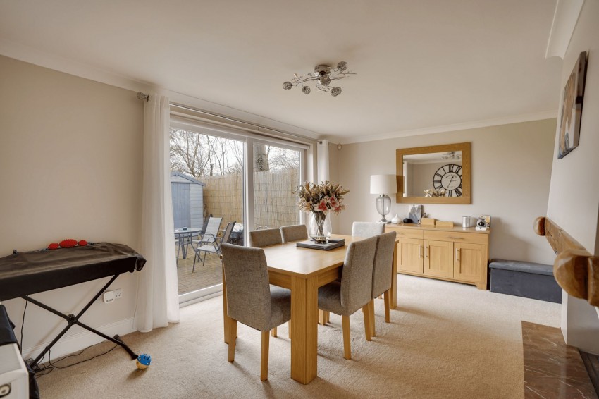 Images for Kings Drive, Newmarket, CB8 EAID:4037033056 BID:e22d2fe2-cd8a-4ee5-877e-aff44adbf8aa