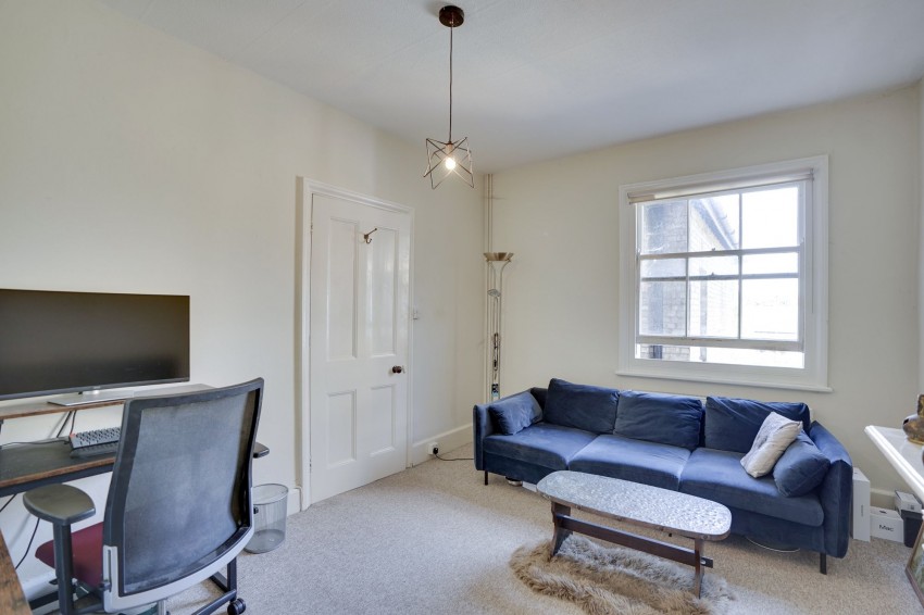 Images for High Street, Newmarket, CB8 EAID:4037033056 BID:e22d2fe2-cd8a-4ee5-877e-aff44adbf8aa