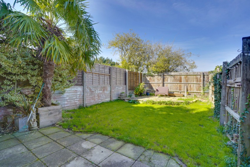 Images for High Street, Newmarket, CB8 EAID:4037033056 BID:e22d2fe2-cd8a-4ee5-877e-aff44adbf8aa