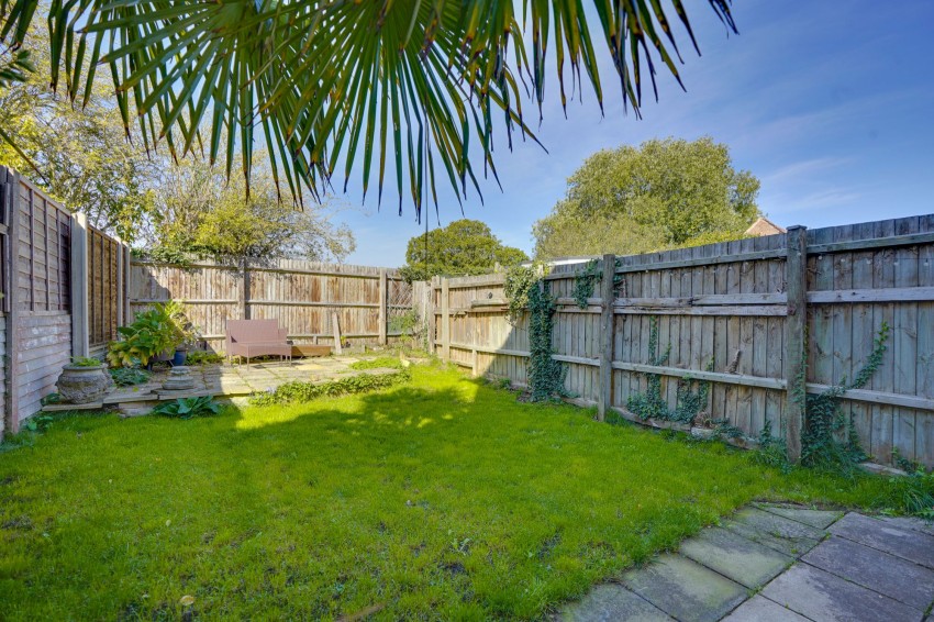 Images for High Street, Newmarket, CB8 EAID:4037033056 BID:e22d2fe2-cd8a-4ee5-877e-aff44adbf8aa