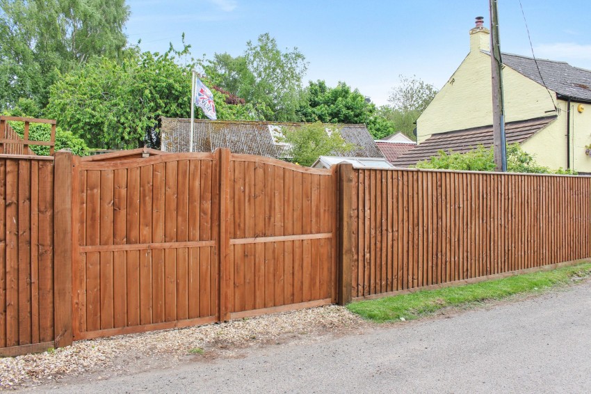 Images for Tholomas Drove, Wisbech St. Mary, PE13 EAID:4037033056 BID:1d497ef6-e698-4427-833a-3b42529ac059