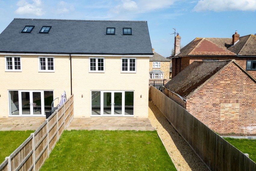 Images for South Park Street, Chatteris, PE16 EAID:4037033056 BID:d3db0e0c-3850-402c-b88b-52680bec4ac9
