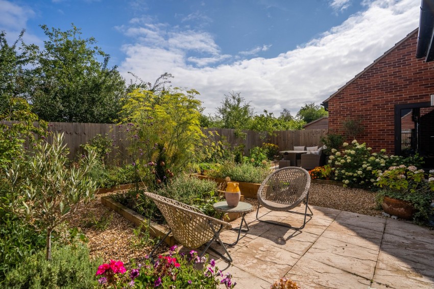 Images for Hereford Way, Willingham, CB24 EAID:4037033056 BID:e9c2a2d5-4edb-4404-af16-967a1de68210