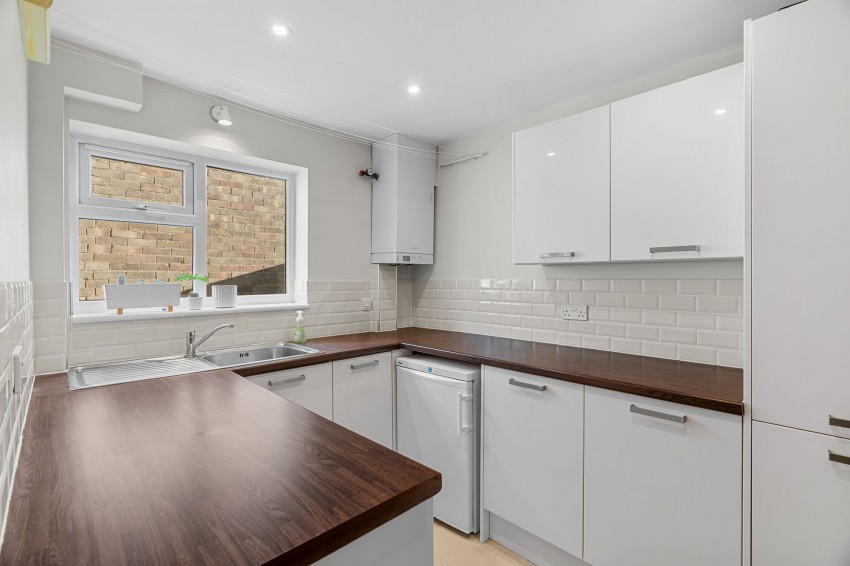 Images for King Edgar Close, Ely, CB6 EAID:4037033056 BID:d3db0e0c-3850-402c-b88b-52680bec4ac9