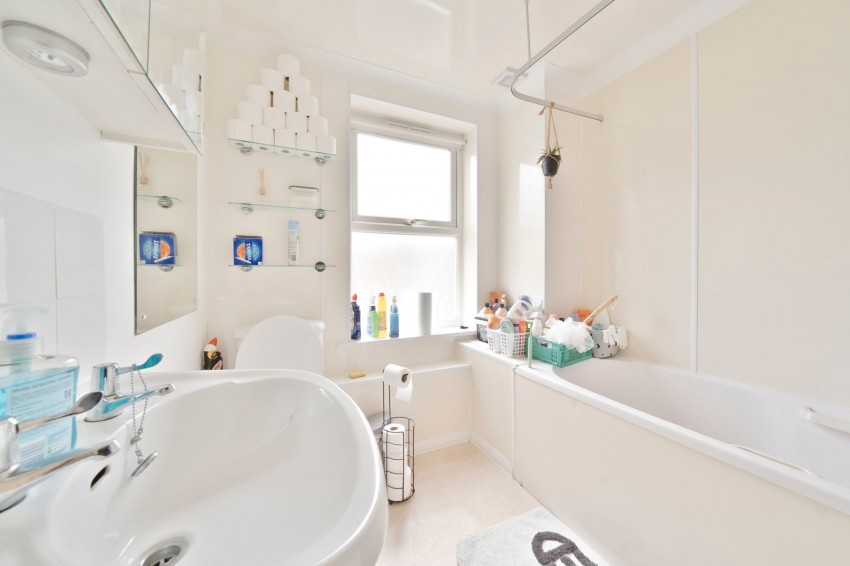 Images for Thoday Street, Cambridge, CB1 EAID:4037033056 BID:df7a2b8e-b283-433c-96bc-9990089caf32
