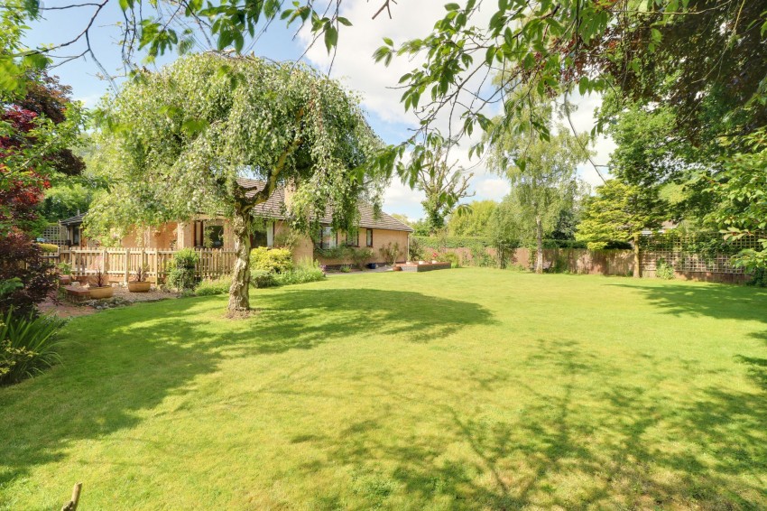 Images for Bradley Road, Burrough Green, CB8 EAID:4037033056 BID:e22d2fe2-cd8a-4ee5-877e-aff44adbf8aa