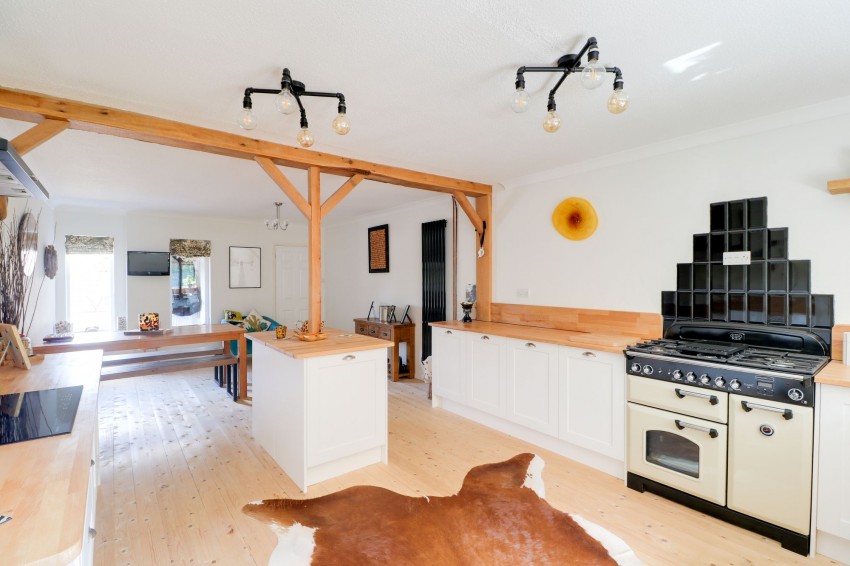 Images for Bradley Road, Burrough Green, CB8 EAID:4037033056 BID:e22d2fe2-cd8a-4ee5-877e-aff44adbf8aa