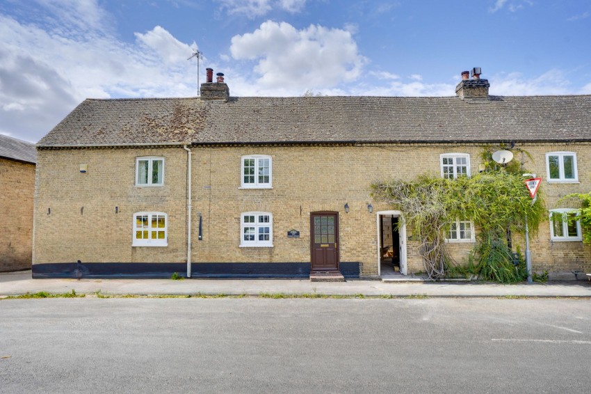 Images for Commercial End, Swaffham Bulbeck, CB25 EAID:4037033056 BID:e22d2fe2-cd8a-4ee5-877e-aff44adbf8aa