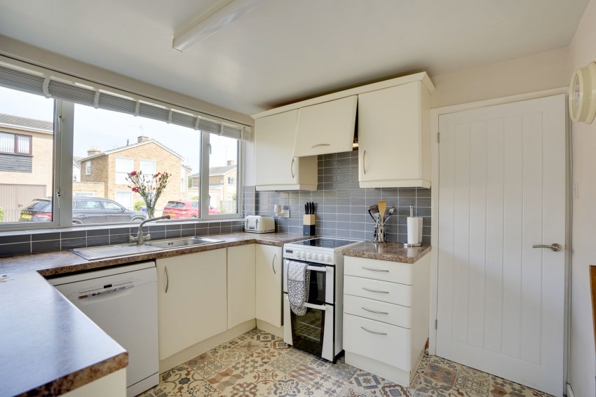 Images for Linton Close, Newmarket, CB8 EAID:4037033056 BID:e22d2fe2-cd8a-4ee5-877e-aff44adbf8aa