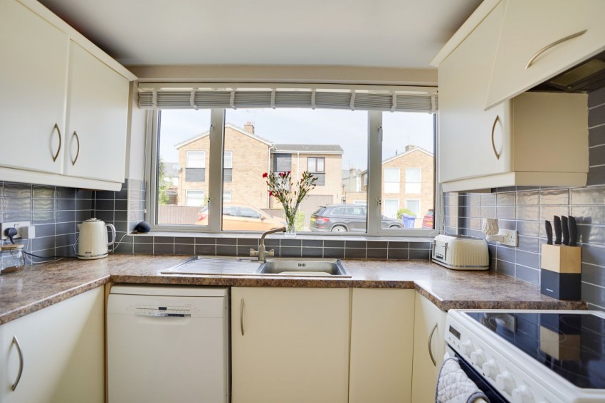 Images for Linton Close, Newmarket, CB8 EAID:4037033056 BID:e22d2fe2-cd8a-4ee5-877e-aff44adbf8aa