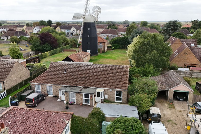 Images for Windmill Close, Soham, CB7 EAID:4037033056 BID:e22d2fe2-cd8a-4ee5-877e-aff44adbf8aa