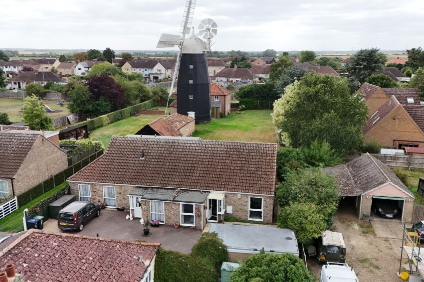 Images for Windmill Close, Soham, CB7 EAID:4037033056 BID:e22d2fe2-cd8a-4ee5-877e-aff44adbf8aa