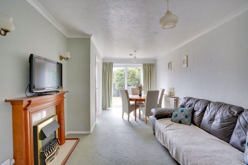 Images for Windmill Close, Soham, CB7 EAID:4037033056 BID:e22d2fe2-cd8a-4ee5-877e-aff44adbf8aa