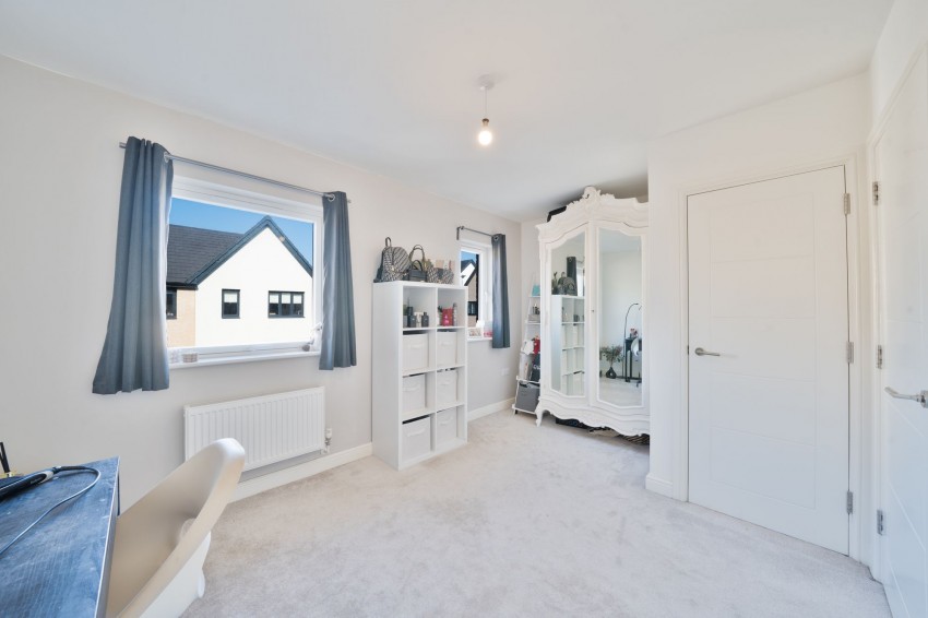 Images for Windmill Close, Over, CB24 EAID:4037033056 BID:e9c2a2d5-4edb-4404-af16-967a1de68210