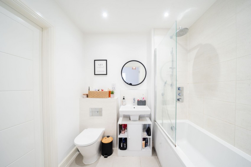 Images for Windmill Close, Over, CB24 EAID:4037033056 BID:e9c2a2d5-4edb-4404-af16-967a1de68210