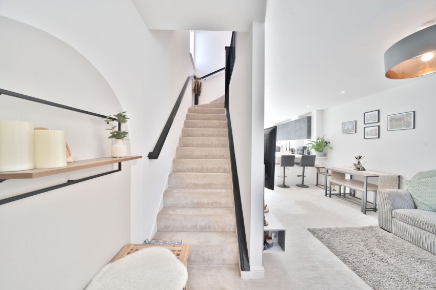Images for Windmill Close, Over, CB24 EAID:4037033056 BID:e9c2a2d5-4edb-4404-af16-967a1de68210