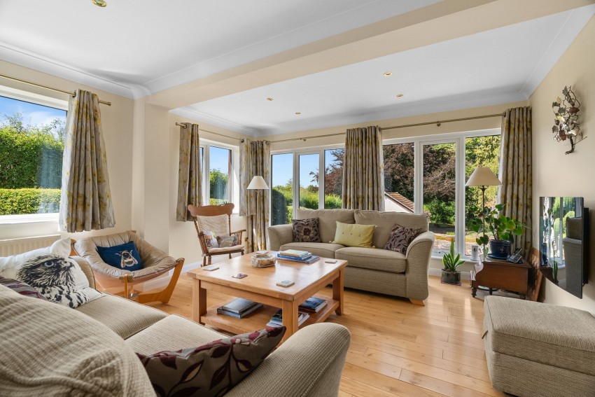 Images for Hadstock Road, Linton, CB21 EAID:4037033056 BID:2f5b1148-b901-4d34-9e72-64b6a96df570