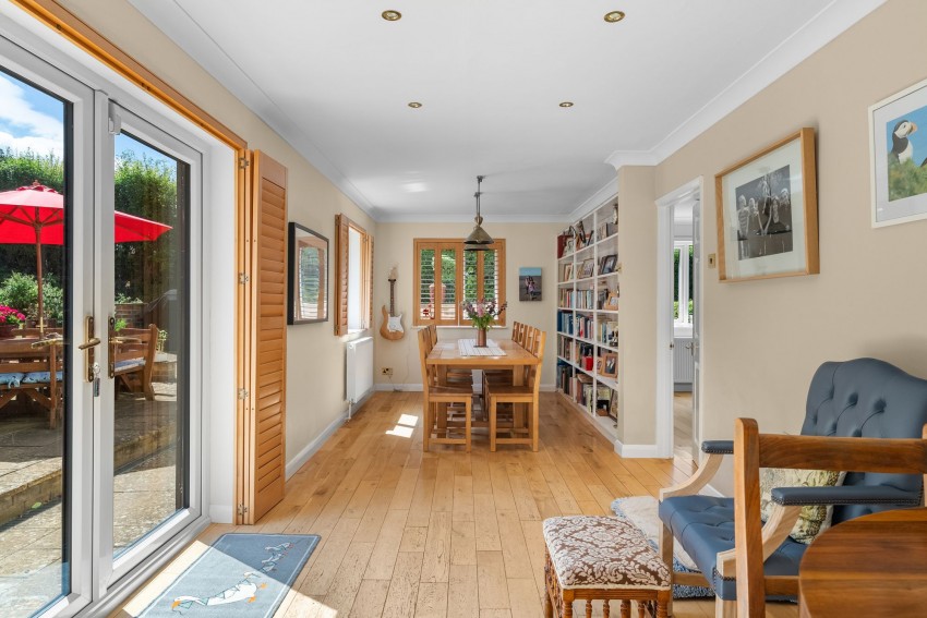 Images for Hadstock Road, Linton, CB21 EAID:4037033056 BID:2f5b1148-b901-4d34-9e72-64b6a96df570